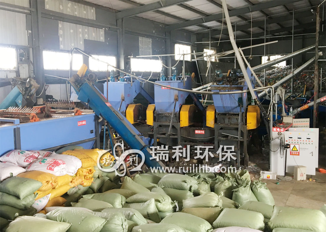 PET饮料瓶破碎机(图4)